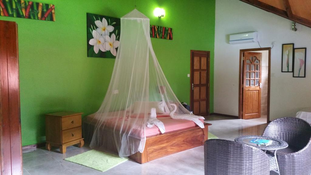 Belle Amie Self Catering Hotel La Digue Exterior foto