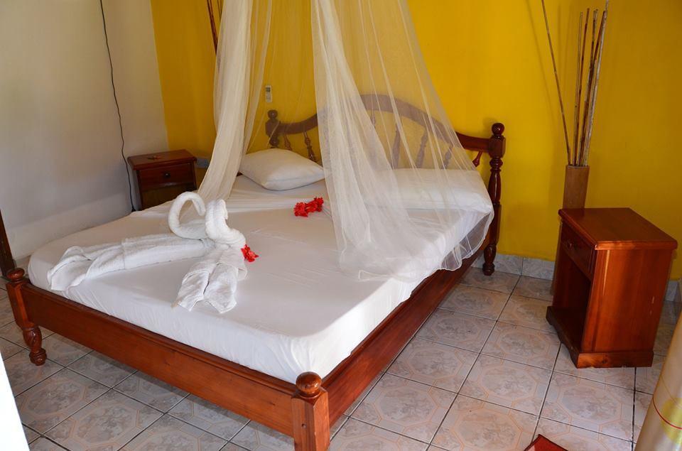 Belle Amie Self Catering Hotel La Digue Exterior foto