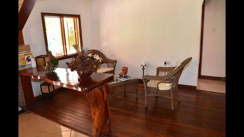 Belle Amie Self Catering Hotel La Digue Exterior foto